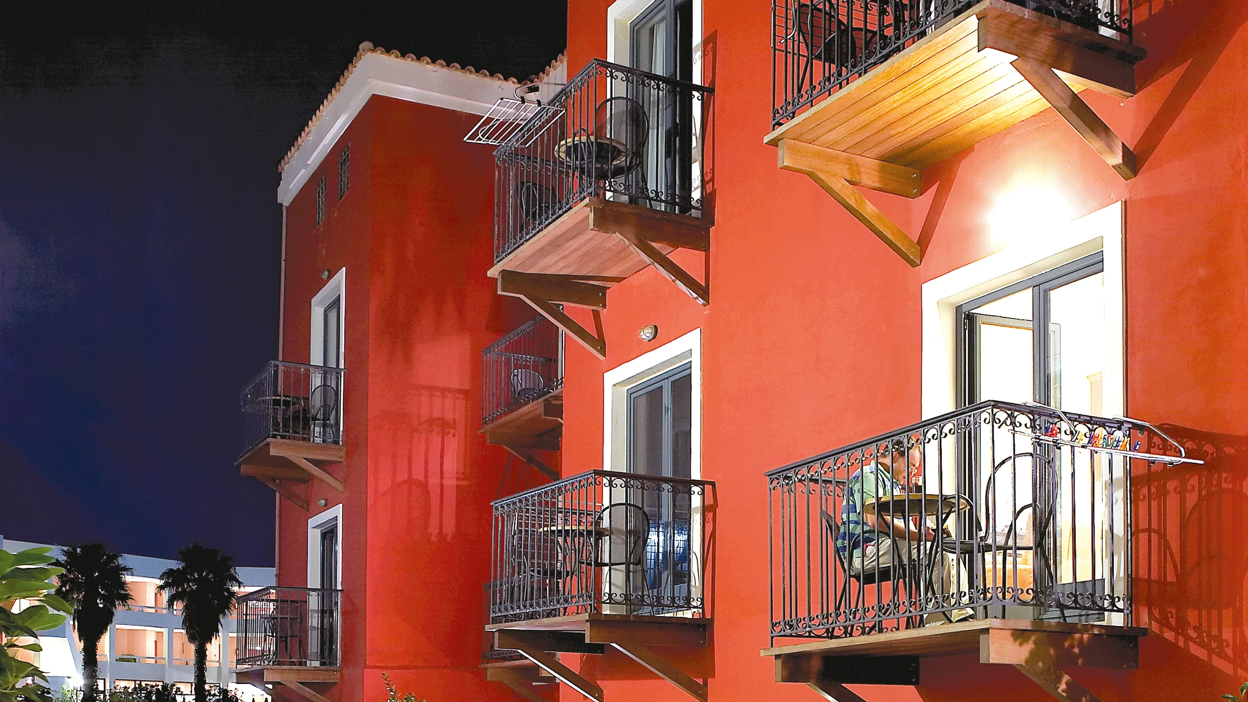 Grecotel Plaza Beach House